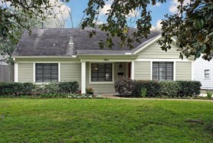 Available Homes in Garden Oaks